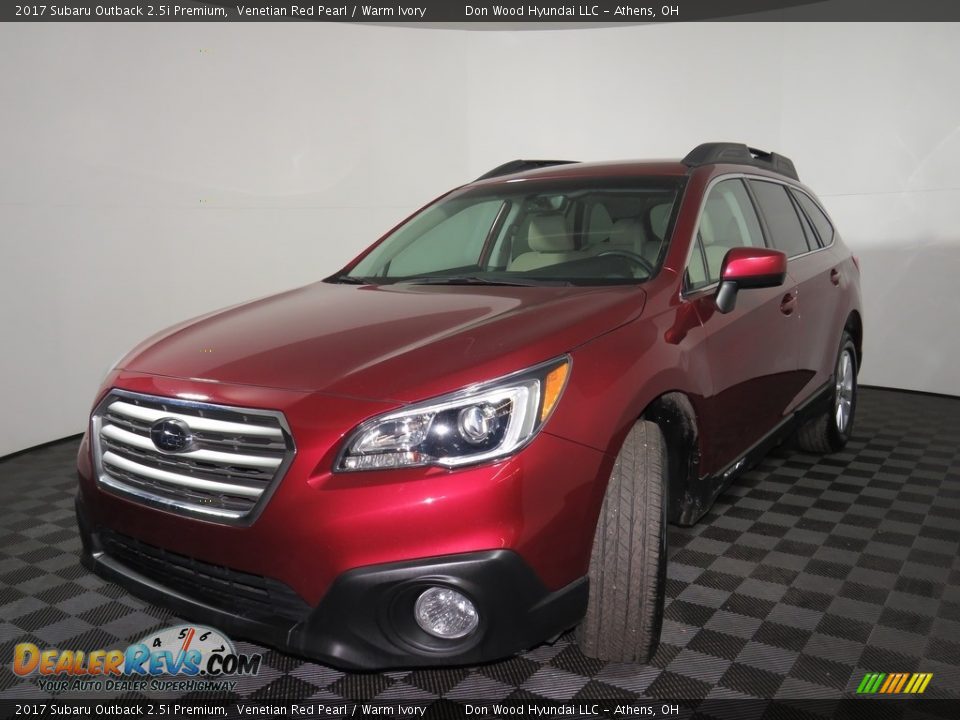 2017 Subaru Outback 2.5i Premium Venetian Red Pearl / Warm Ivory Photo #4
