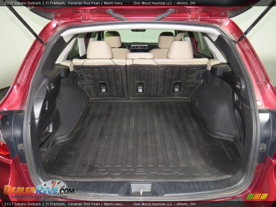 2017 Subaru Outback 2.5i Premium Venetian Red Pearl / Warm Ivory Photo #21