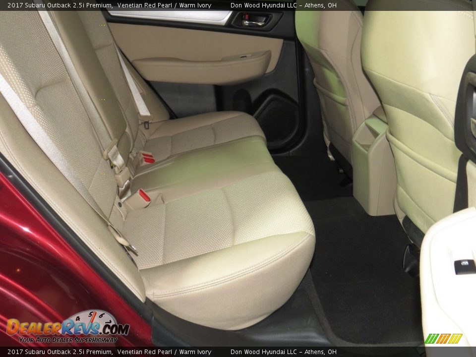 2017 Subaru Outback 2.5i Premium Venetian Red Pearl / Warm Ivory Photo #29