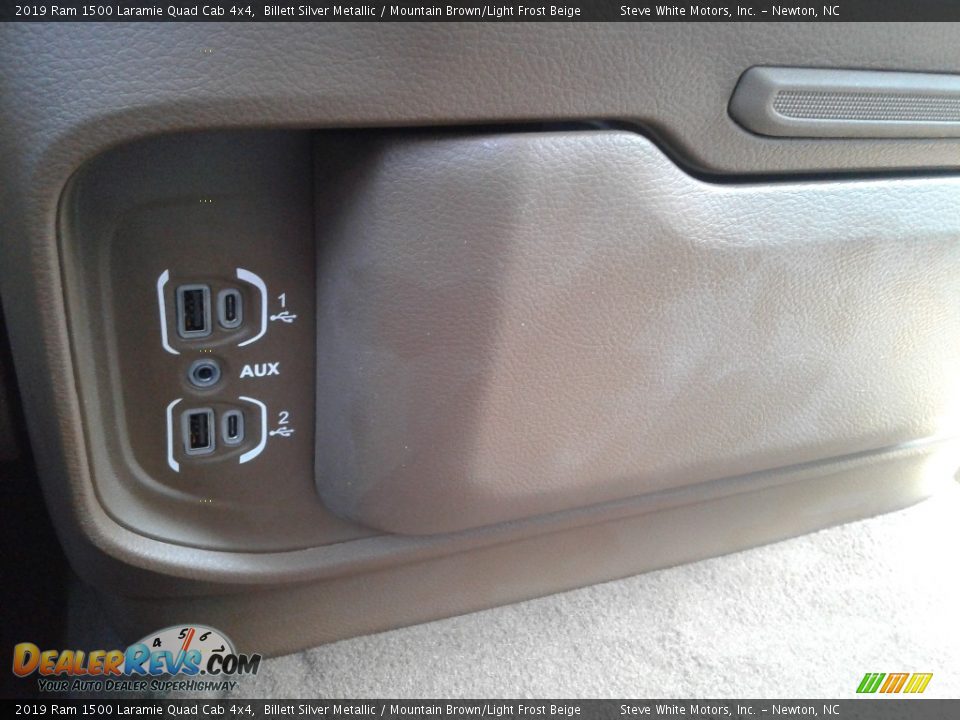 2019 Ram 1500 Laramie Quad Cab 4x4 Billett Silver Metallic / Mountain Brown/Light Frost Beige Photo #31