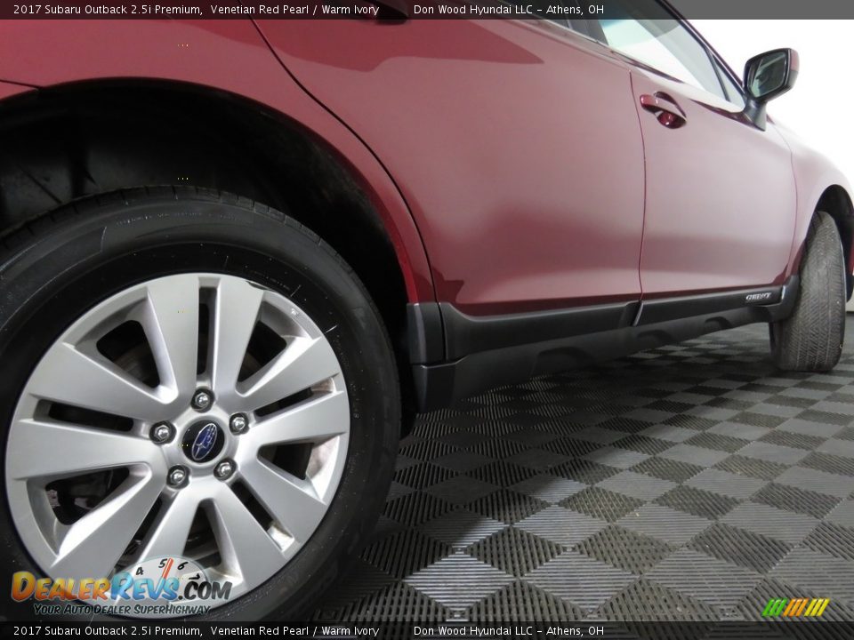 2017 Subaru Outback 2.5i Premium Venetian Red Pearl / Warm Ivory Photo #35