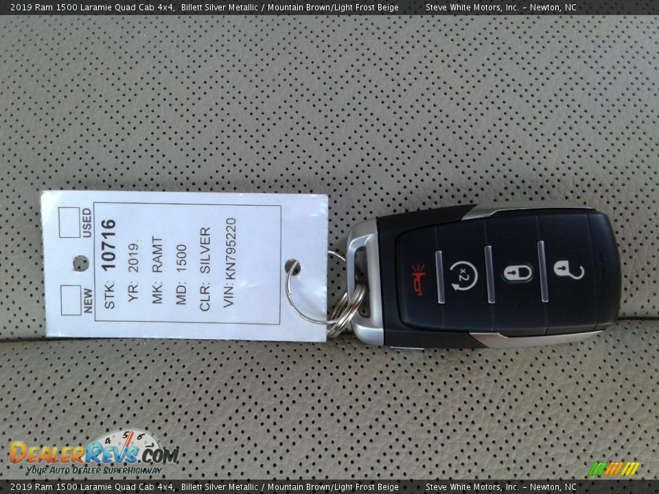 2019 Ram 1500 Laramie Quad Cab 4x4 Billett Silver Metallic / Mountain Brown/Light Frost Beige Photo #36