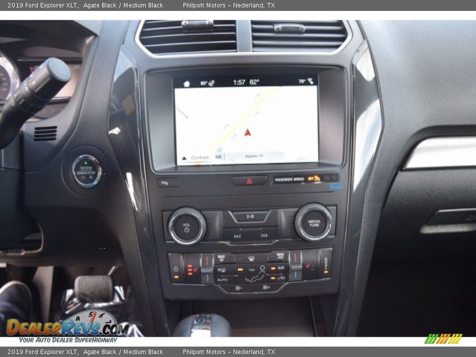2019 Ford Explorer XLT Agate Black / Medium Black Photo #18