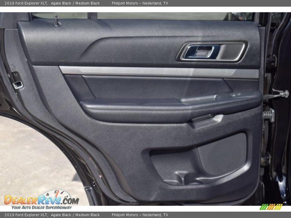 2019 Ford Explorer XLT Agate Black / Medium Black Photo #24
