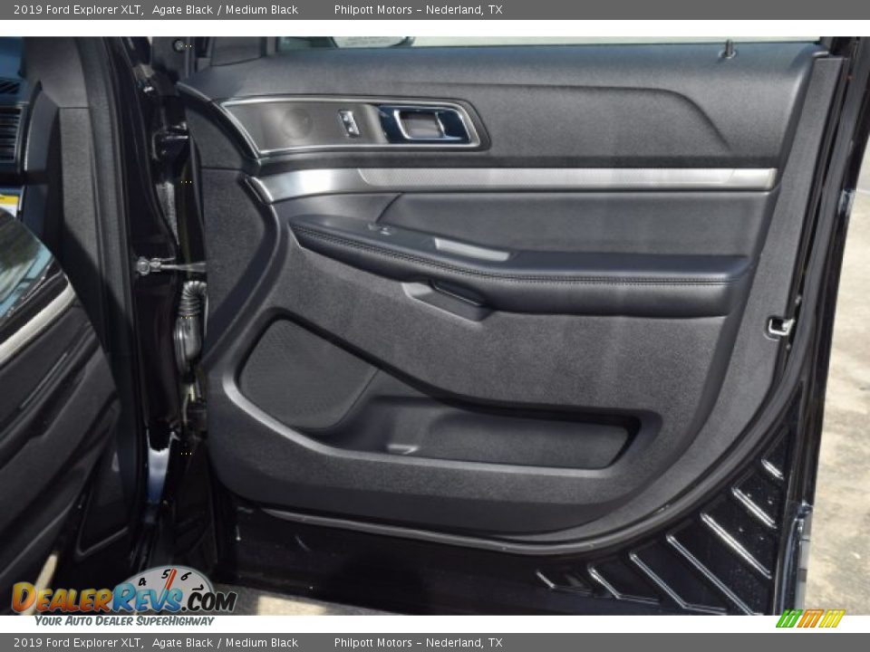 2019 Ford Explorer XLT Agate Black / Medium Black Photo #31