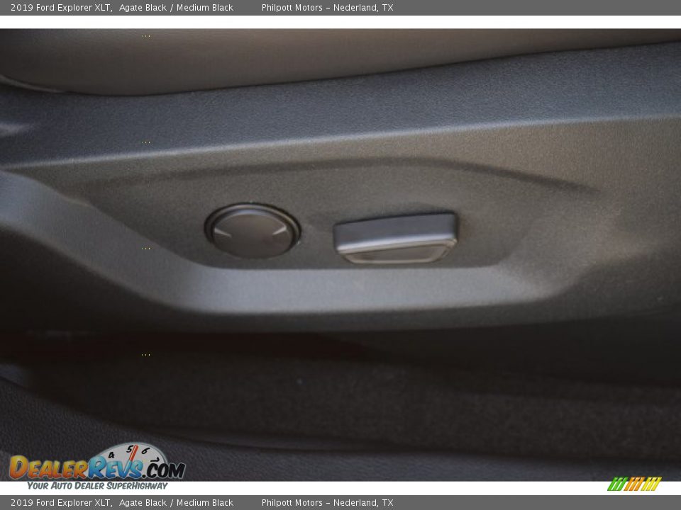 2019 Ford Explorer XLT Agate Black / Medium Black Photo #32