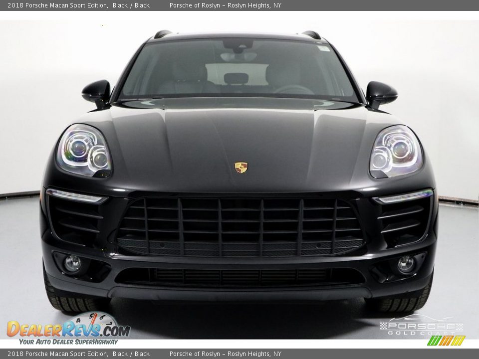 2018 Porsche Macan Sport Edition Black / Black Photo #2