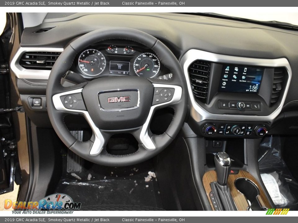 Dashboard of 2019 GMC Acadia SLE Photo #9