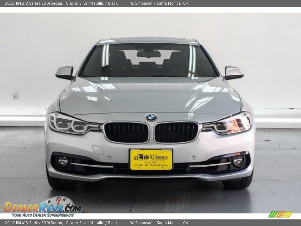 2018 BMW 3 Series 330i Sedan Glacier Silver Metallic / Black Photo #2