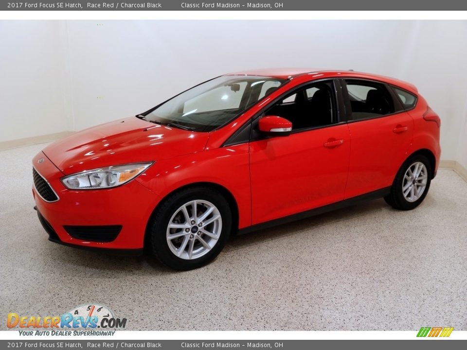 2017 Ford Focus SE Hatch Race Red / Charcoal Black Photo #3