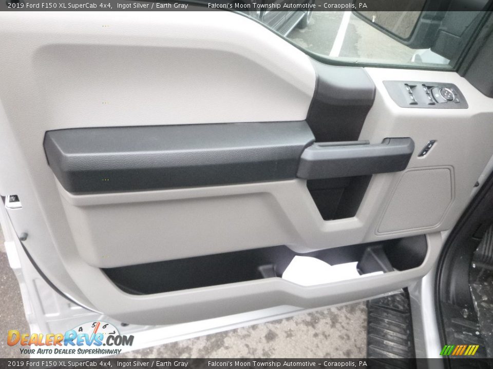 2019 Ford F150 XL SuperCab 4x4 Ingot Silver / Earth Gray Photo #10