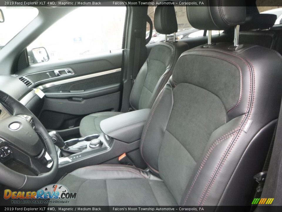 2019 Ford Explorer XLT 4WD Magnetic / Medium Black Photo #10