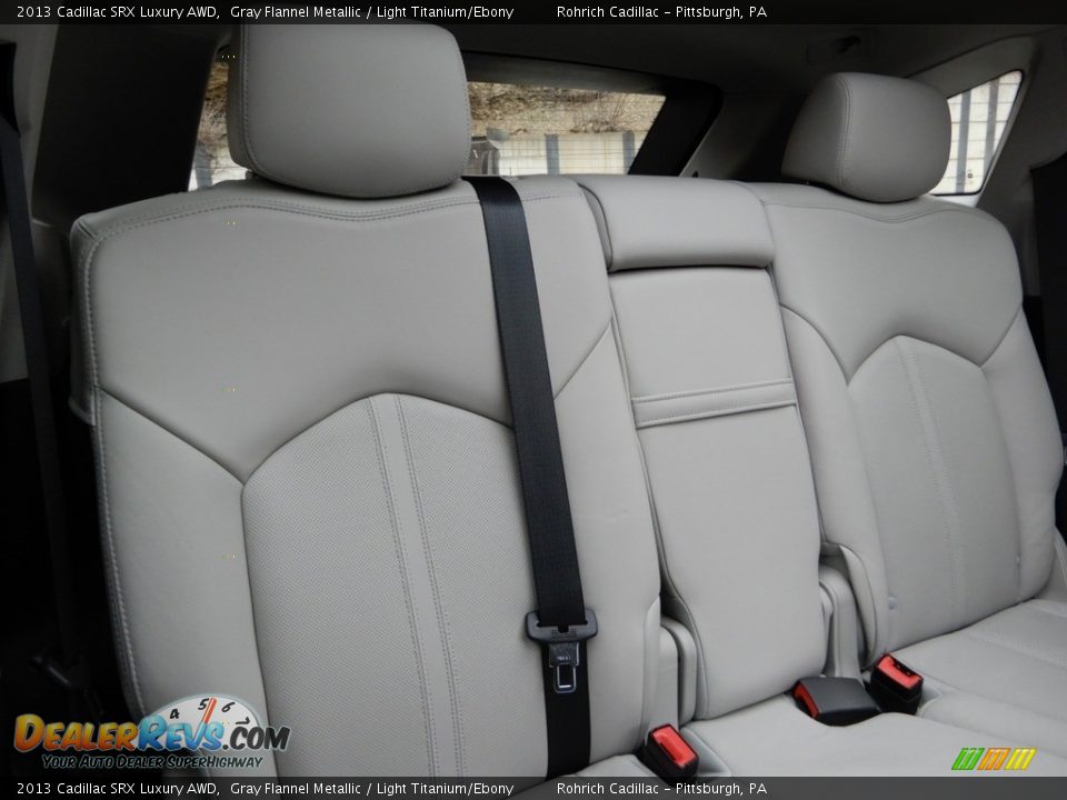 2013 Cadillac SRX Luxury AWD Gray Flannel Metallic / Light Titanium/Ebony Photo #20