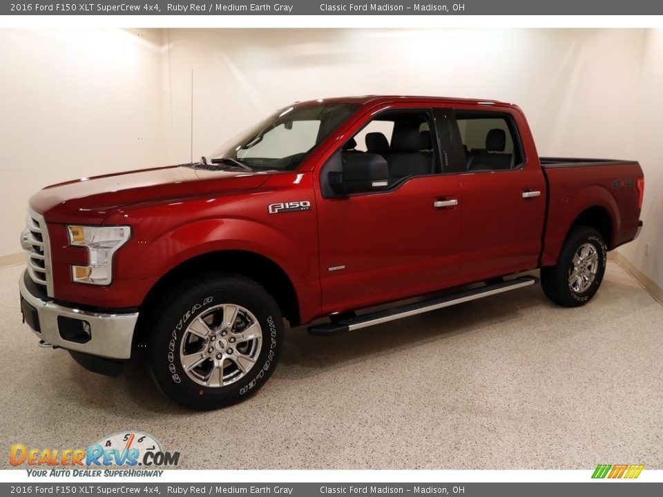 2016 Ford F150 XLT SuperCrew 4x4 Ruby Red / Medium Earth Gray Photo #3
