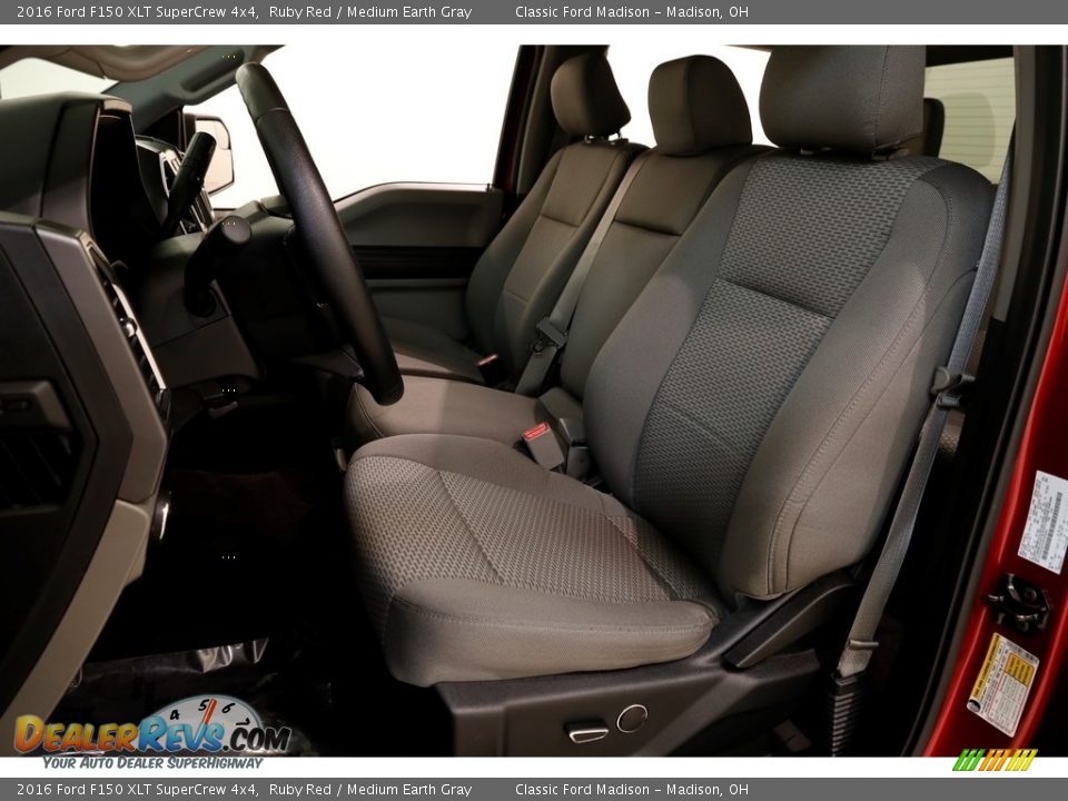 2016 Ford F150 XLT SuperCrew 4x4 Ruby Red / Medium Earth Gray Photo #6