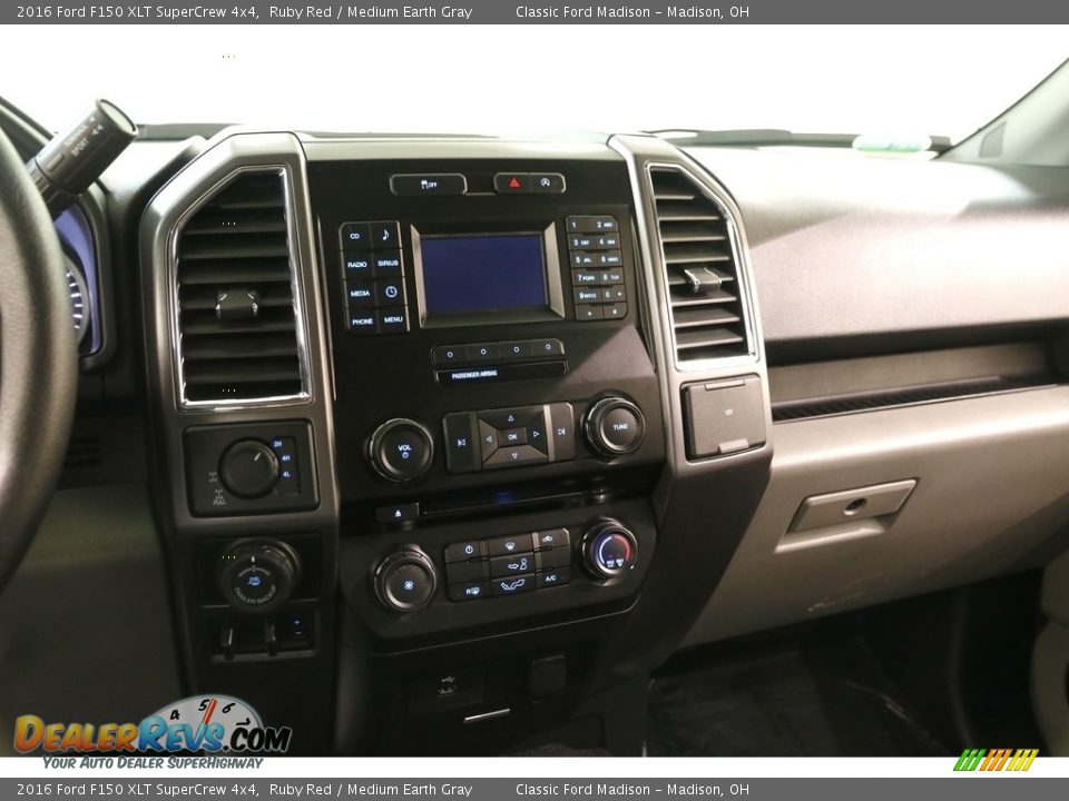 2016 Ford F150 XLT SuperCrew 4x4 Ruby Red / Medium Earth Gray Photo #10