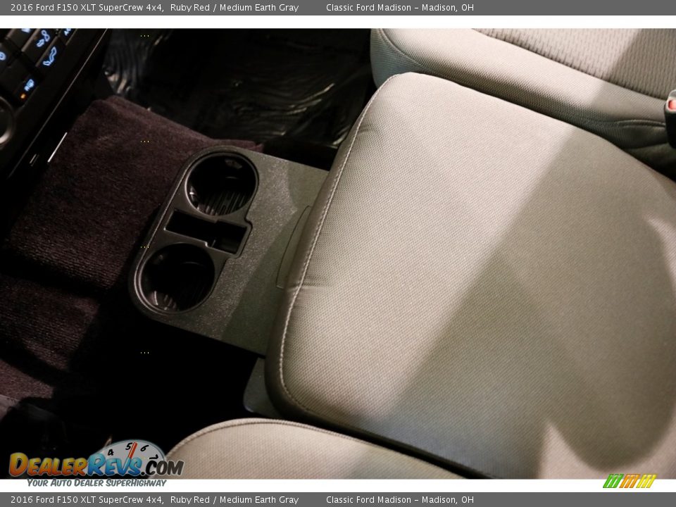 2016 Ford F150 XLT SuperCrew 4x4 Ruby Red / Medium Earth Gray Photo #17
