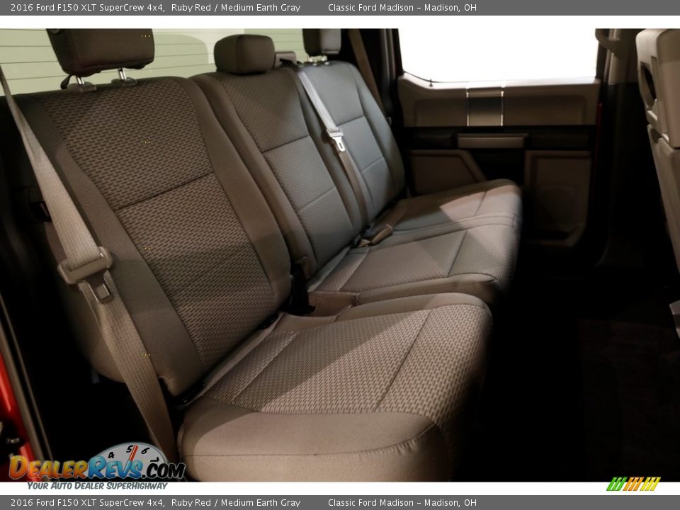 2016 Ford F150 XLT SuperCrew 4x4 Ruby Red / Medium Earth Gray Photo #19