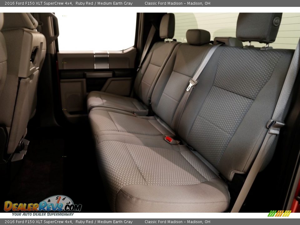 2016 Ford F150 XLT SuperCrew 4x4 Ruby Red / Medium Earth Gray Photo #20