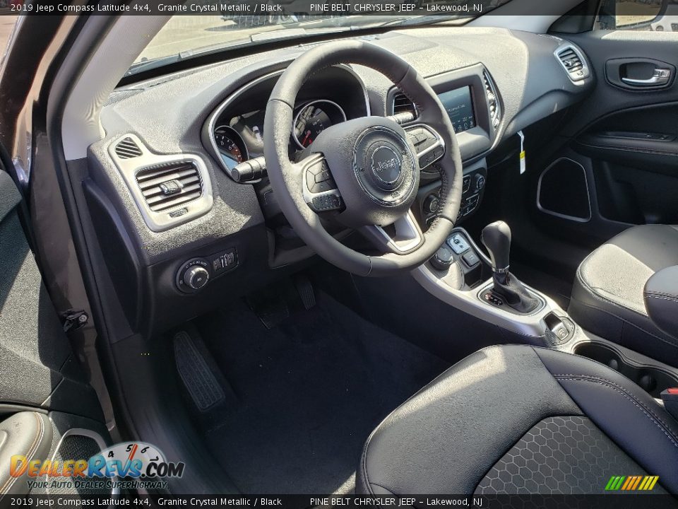 2019 Jeep Compass Latitude 4x4 Granite Crystal Metallic / Black Photo #7