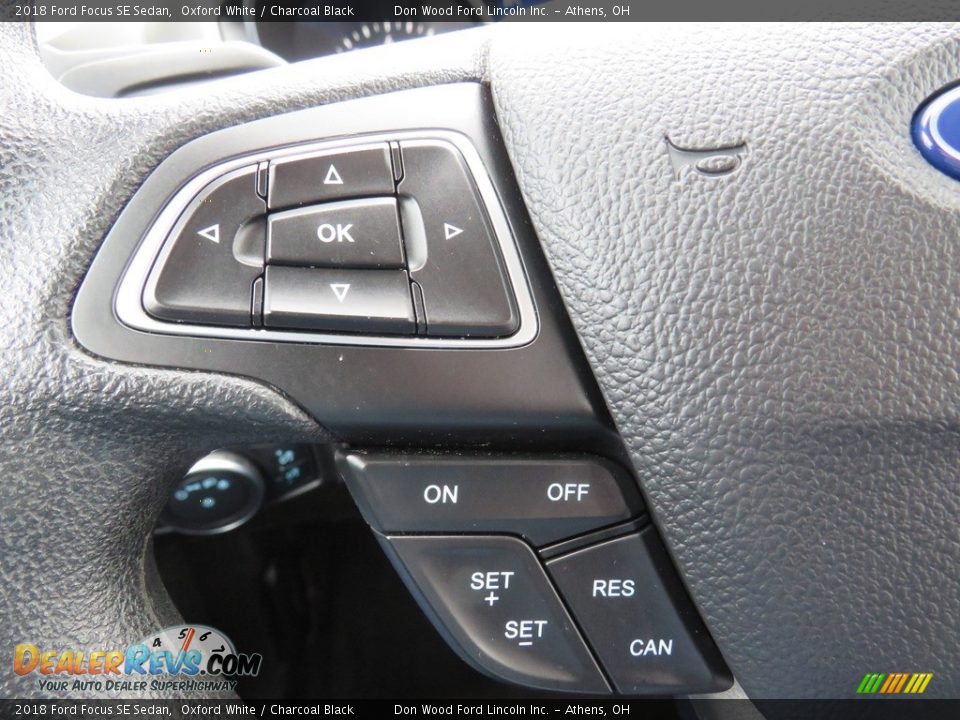 2018 Ford Focus SE Sedan Oxford White / Charcoal Black Photo #20