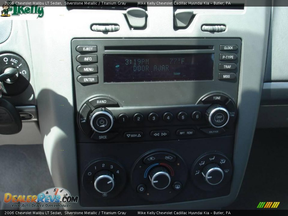 2006 Chevrolet Malibu LT Sedan Silverstone Metallic / Titanium Gray Photo #17