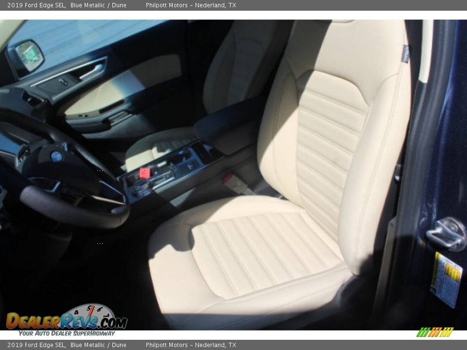 2019 Ford Edge SEL Blue Metallic / Dune Photo #10