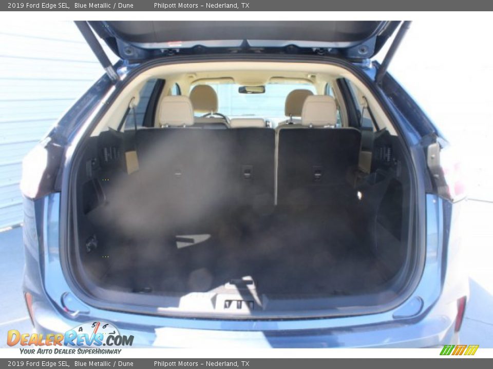 2019 Ford Edge SEL Blue Metallic / Dune Photo #22
