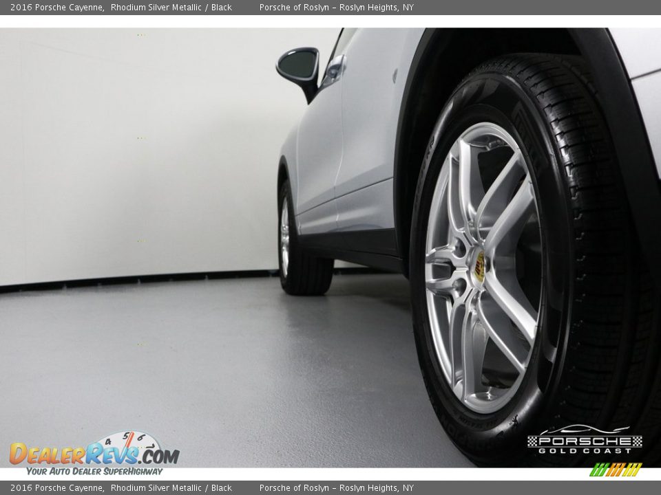 2016 Porsche Cayenne Rhodium Silver Metallic / Black Photo #5