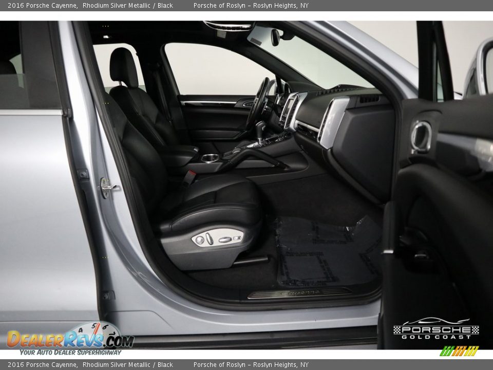 2016 Porsche Cayenne Rhodium Silver Metallic / Black Photo #22