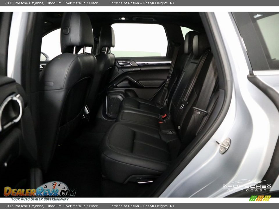 2016 Porsche Cayenne Rhodium Silver Metallic / Black Photo #24