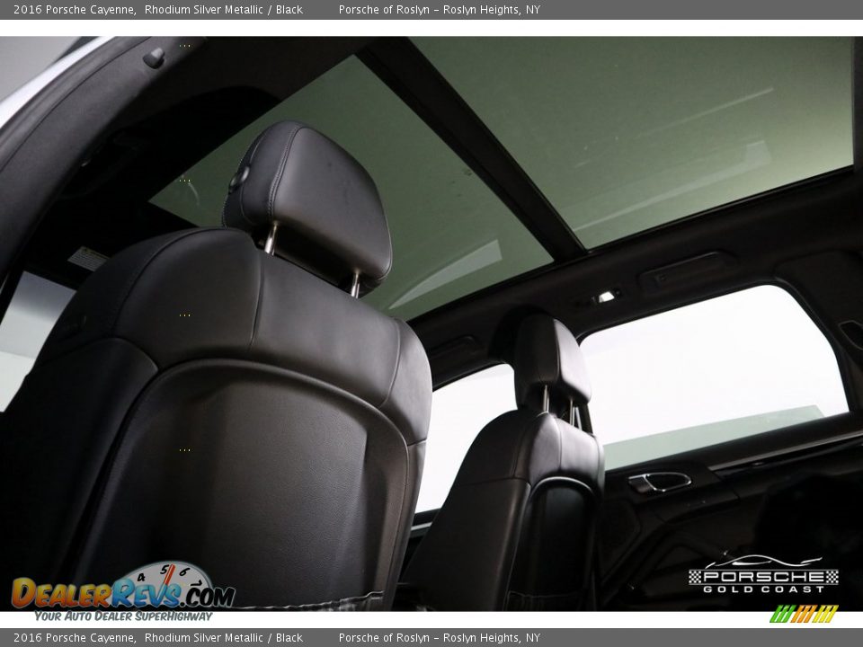 2016 Porsche Cayenne Rhodium Silver Metallic / Black Photo #25
