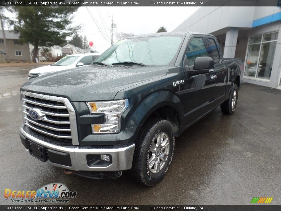 2015 Ford F150 XLT SuperCab 4x4 Green Gem Metallic / Medium Earth Gray Photo #4