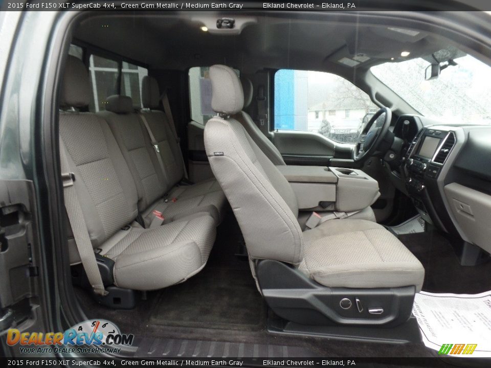 2015 Ford F150 XLT SuperCab 4x4 Green Gem Metallic / Medium Earth Gray Photo #16