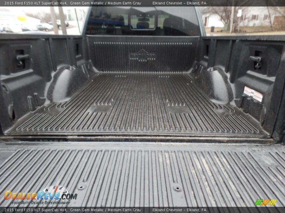 2015 Ford F150 XLT SuperCab 4x4 Green Gem Metallic / Medium Earth Gray Photo #18
