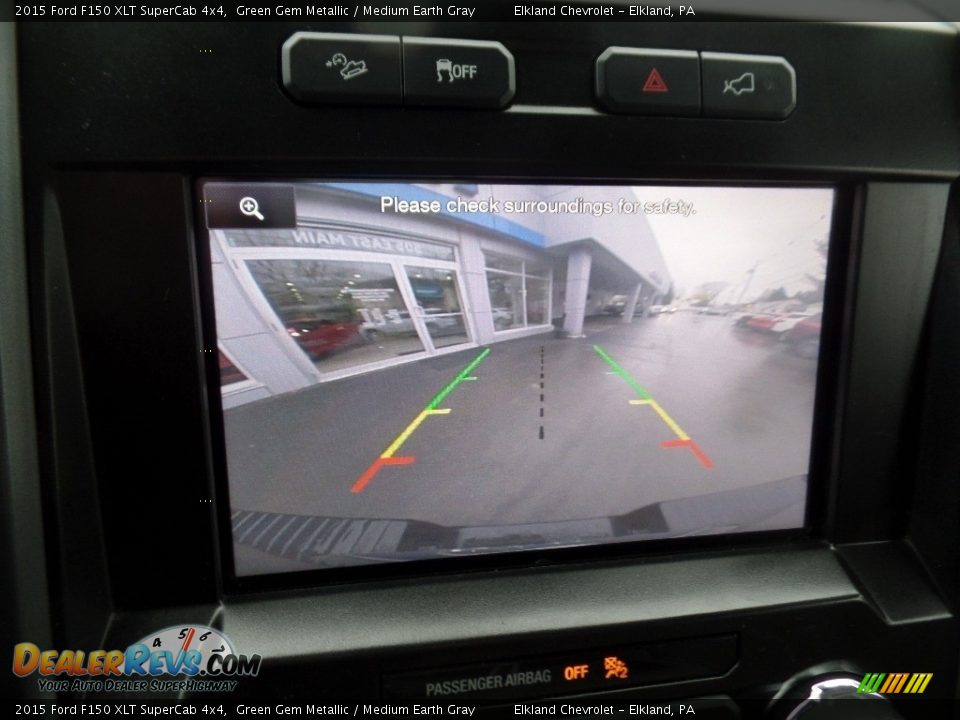 2015 Ford F150 XLT SuperCab 4x4 Green Gem Metallic / Medium Earth Gray Photo #29