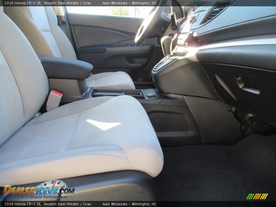 2016 Honda CR-V SE Modern Steel Metallic / Gray Photo #13