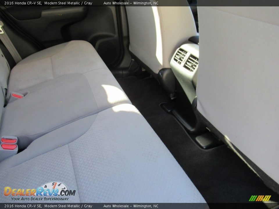 2016 Honda CR-V SE Modern Steel Metallic / Gray Photo #14