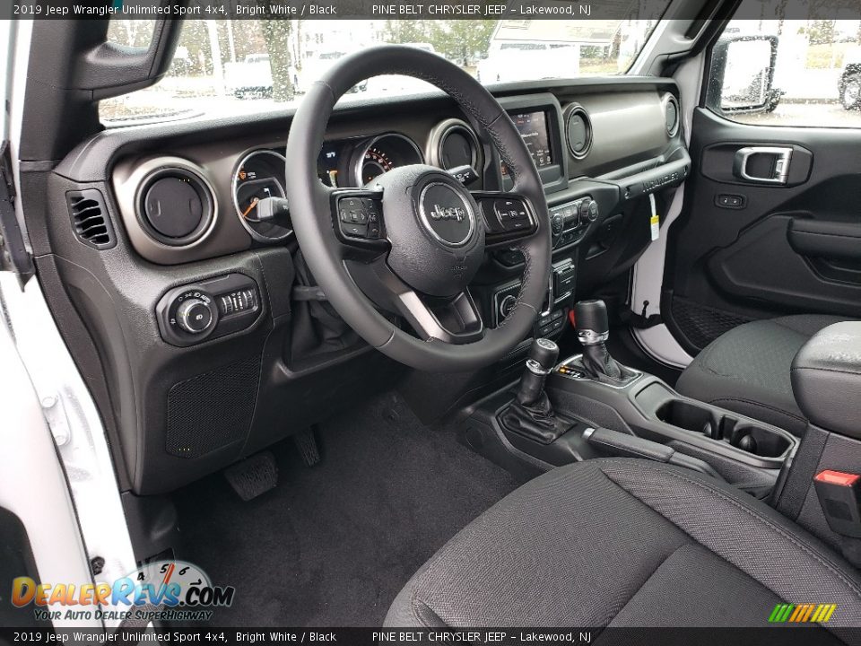 2019 Jeep Wrangler Unlimited Sport 4x4 Bright White / Black Photo #7