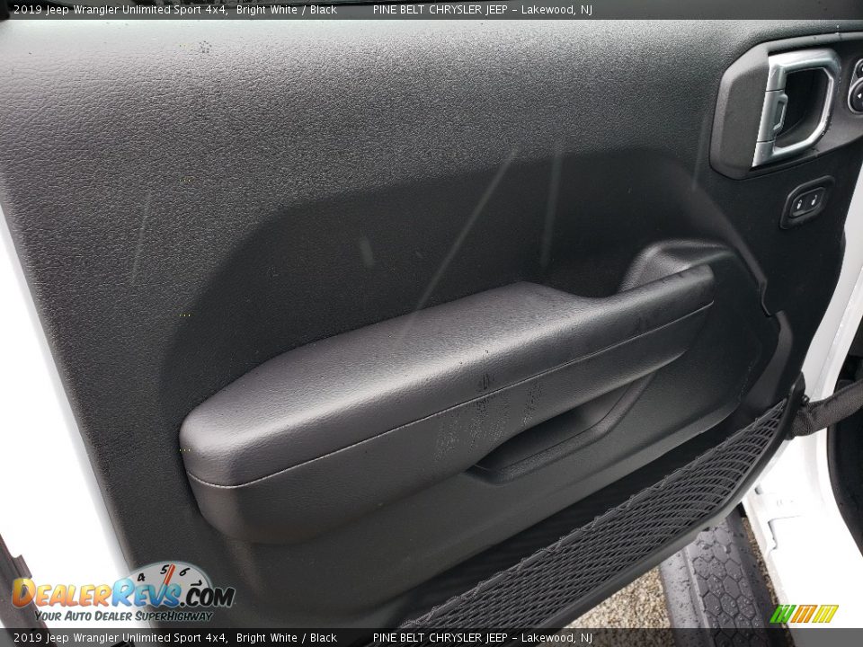2019 Jeep Wrangler Unlimited Sport 4x4 Bright White / Black Photo #8