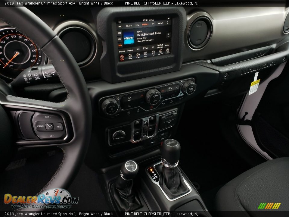 2019 Jeep Wrangler Unlimited Sport 4x4 Bright White / Black Photo #10