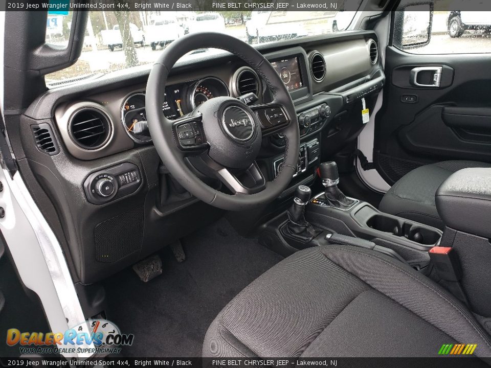 2019 Jeep Wrangler Unlimited Sport 4x4 Bright White / Black Photo #7