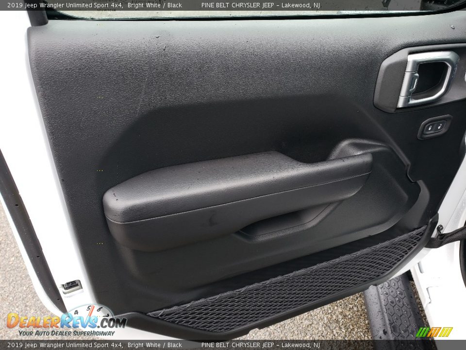 2019 Jeep Wrangler Unlimited Sport 4x4 Bright White / Black Photo #8