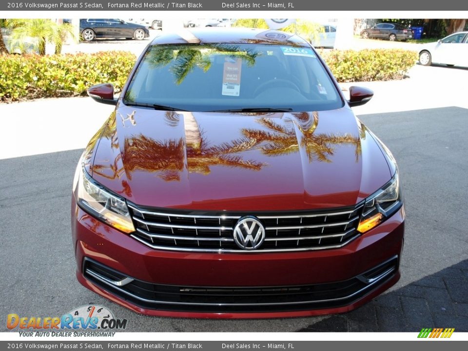 2016 Volkswagen Passat S Sedan Fortana Red Metallic / Titan Black Photo #3