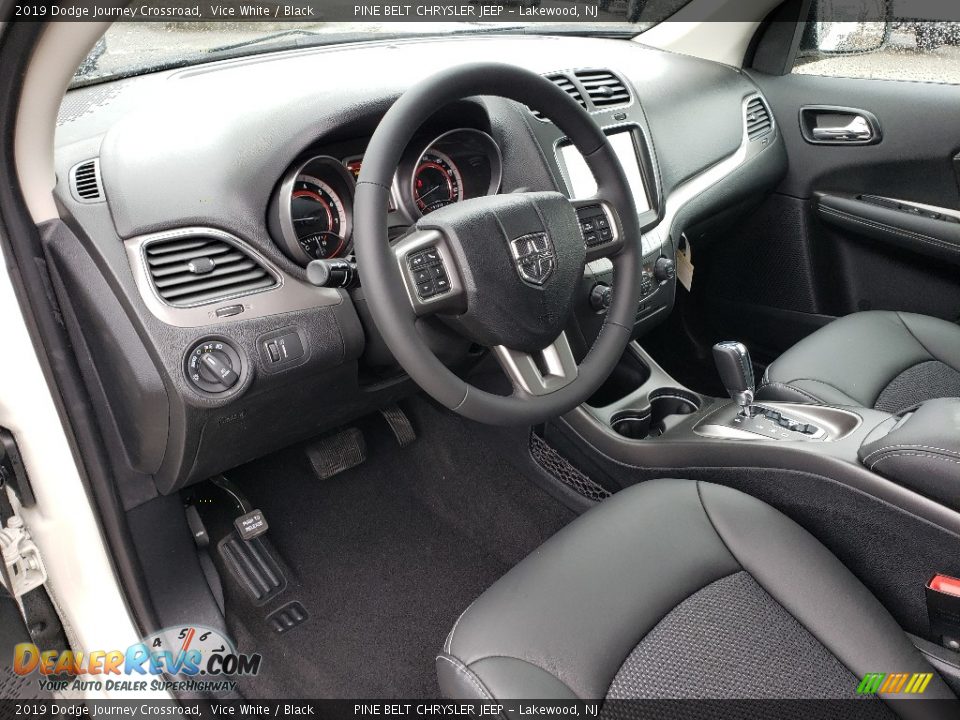 2019 Dodge Journey Crossroad Vice White / Black Photo #7
