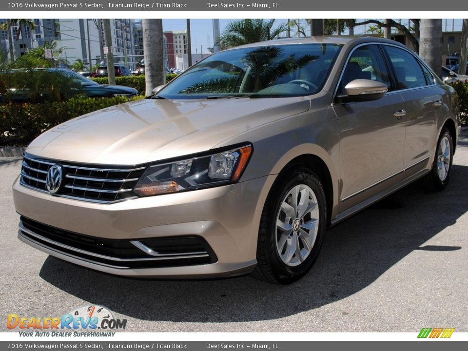 2016 Volkswagen Passat S Sedan Titanium Beige / Titan Black Photo #5