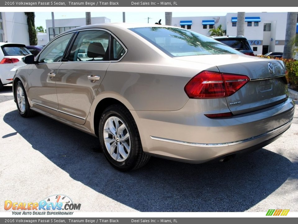 2016 Volkswagen Passat S Sedan Titanium Beige / Titan Black Photo #7