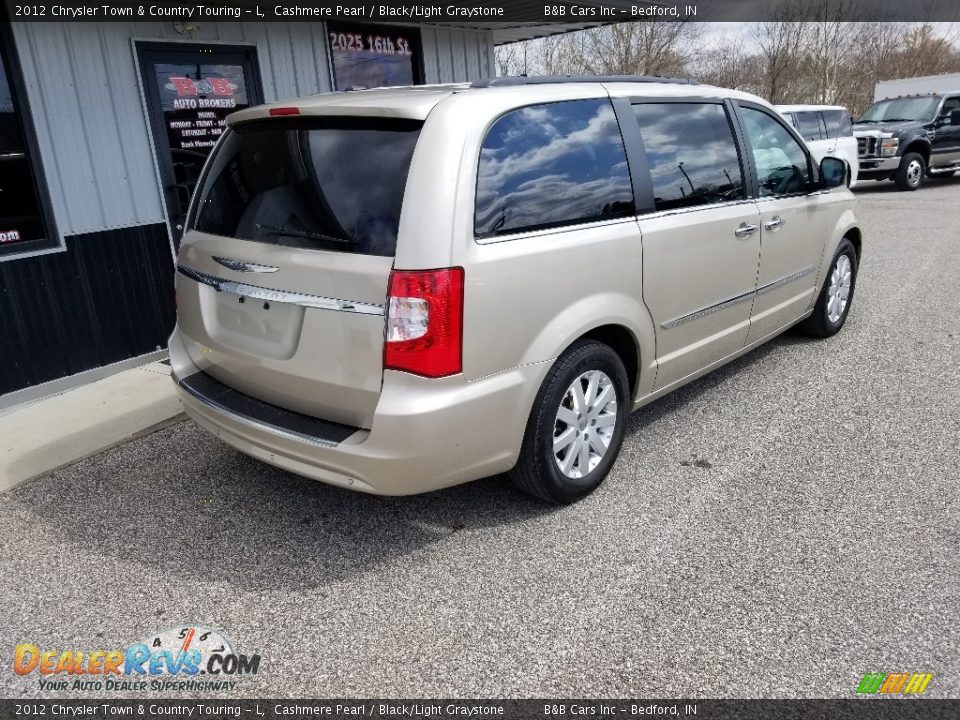 2012 Chrysler Town & Country Touring - L Cashmere Pearl / Black/Light Graystone Photo #3