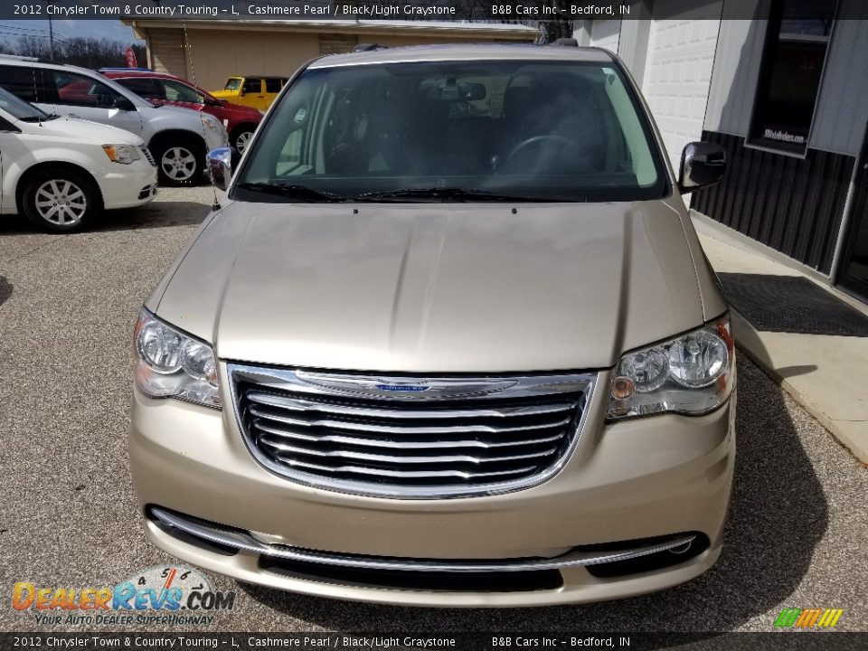 2012 Chrysler Town & Country Touring - L Cashmere Pearl / Black/Light Graystone Photo #7