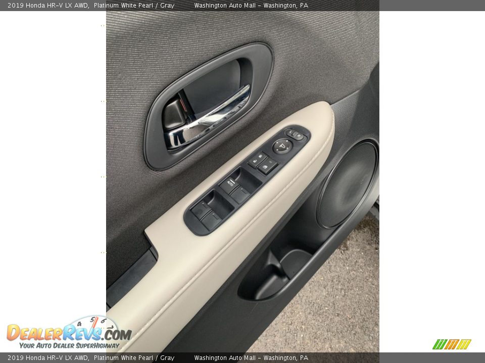 2019 Honda HR-V LX AWD Platinum White Pearl / Gray Photo #9